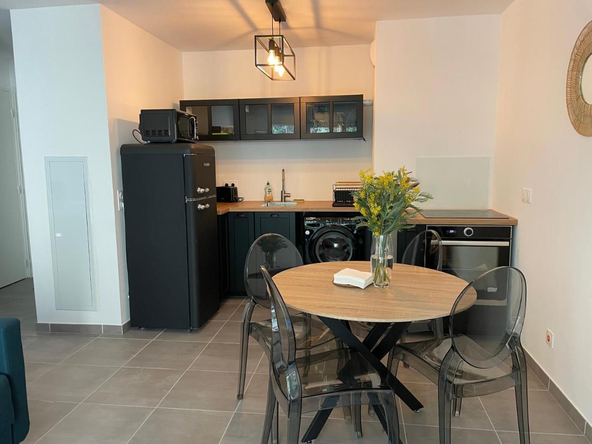 Bel Appartement Au Calme Avec Parking 멍똥 외부 사진