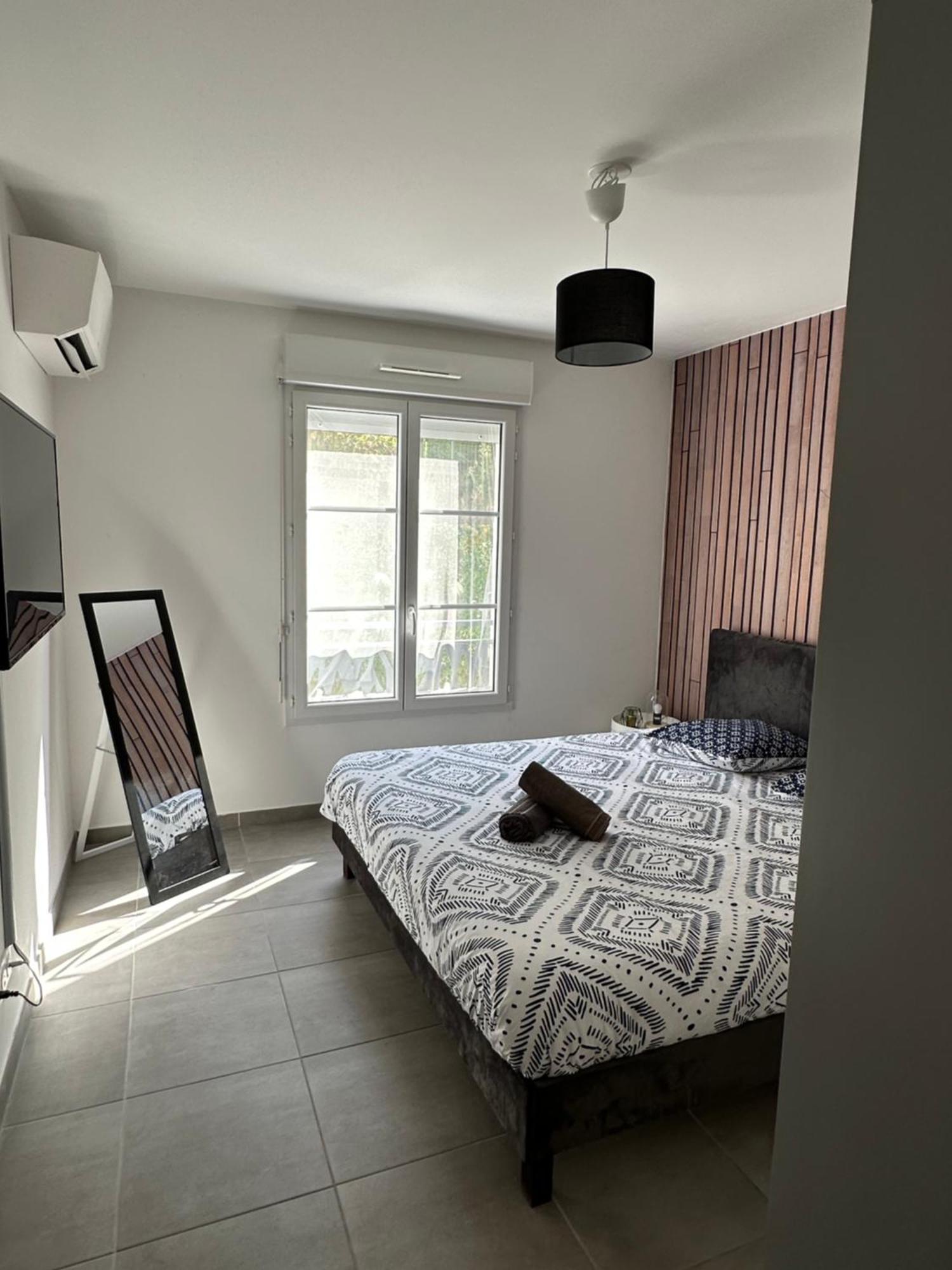 Bel Appartement Au Calme Avec Parking 멍똥 외부 사진